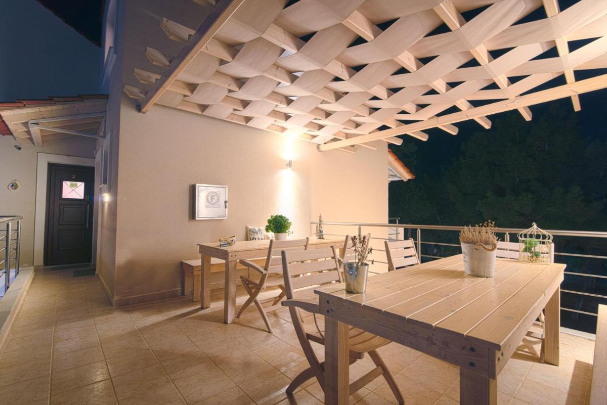 Villa Ermioni Apartments Limenaria  Extérieur photo